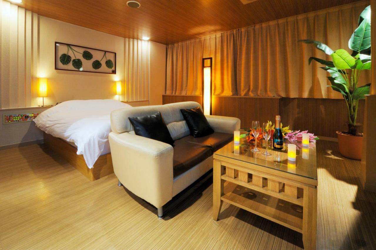 Hotel Sol (Adults Only) ฟูกุโอกะ ภายนอก รูปภาพ